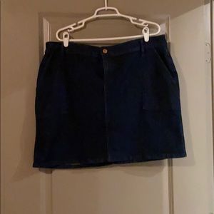 EUC Denim Skirt 😘